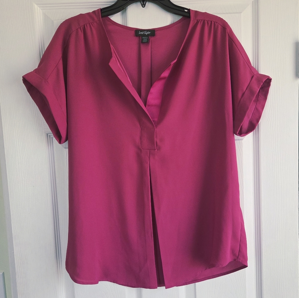 New!!! Lord & Taylor ✨️ Women's Pink Short Sleeve Blouse Size L
